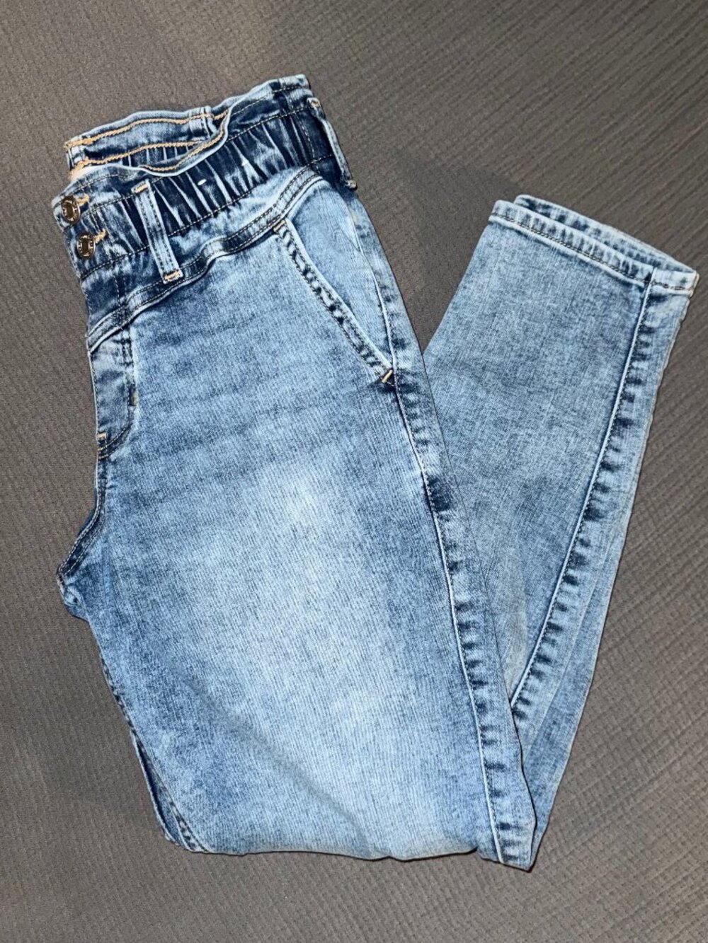 Abercrombie Kids Girls 13/14 High Rise Mini Mom Acid Wash Jeans